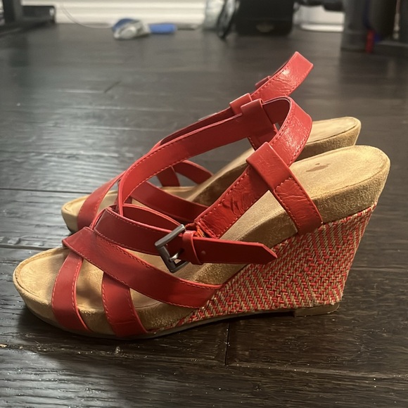 Aerosoles sandals - Picture 2 of 4